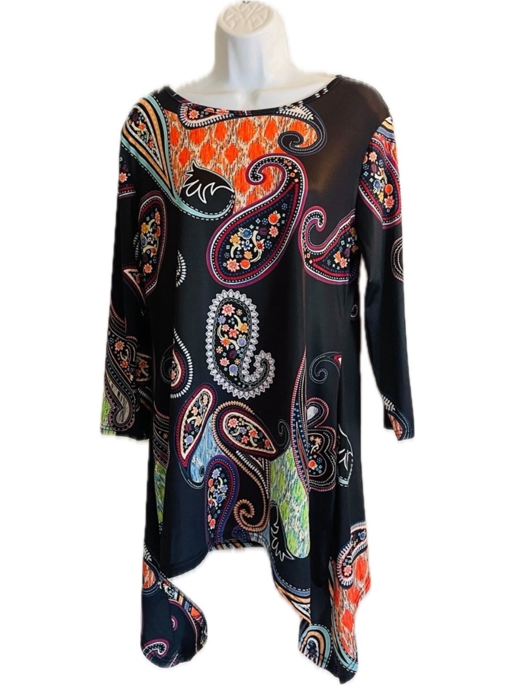 White Mark Marlene tunic top